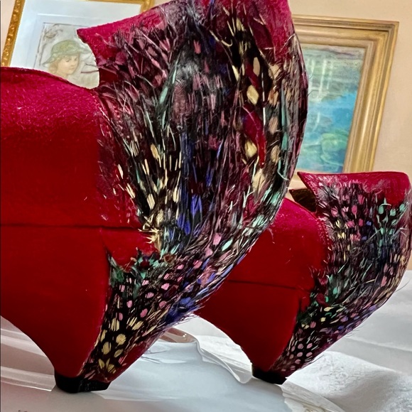Claudio Merazzi Italian Red suede Low articulated heels Feather fetish 6.5B - Picture 2 of 5